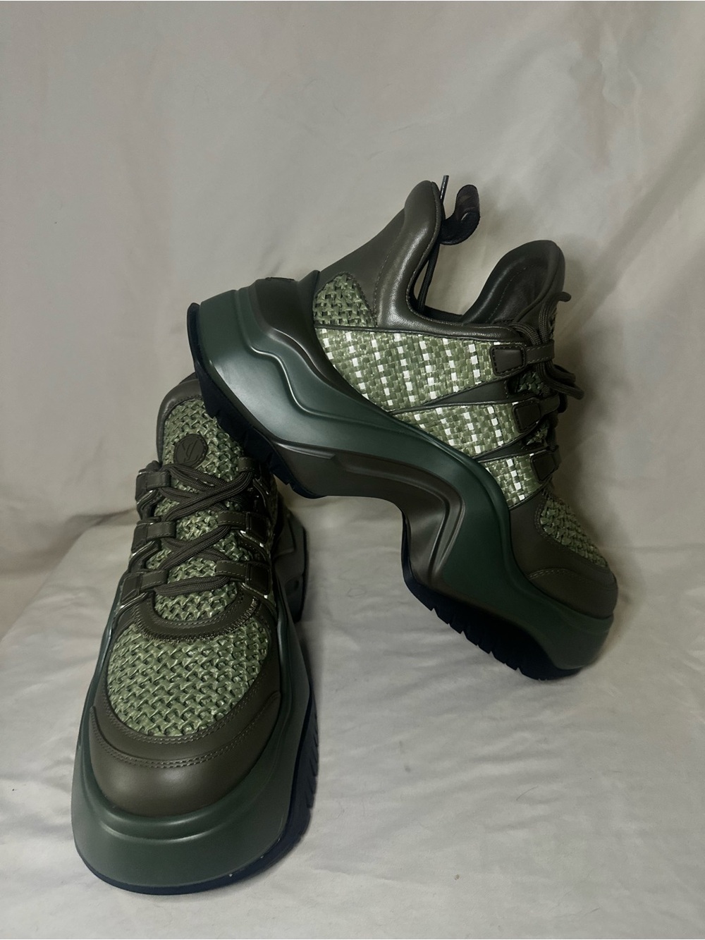 NWT Louis Vuitton Olive Green Woven Leather-Trim Sneakers